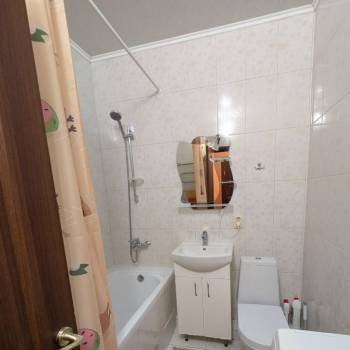 Сдается 1-комнатная квартира, 50 м²