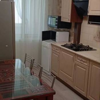 Сдается 1-комнатная квартира, 41 м²