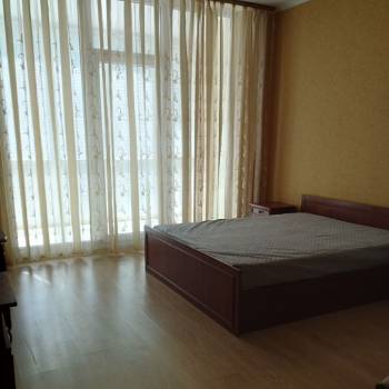 Сдается 1-комнатная квартира, 55 м²