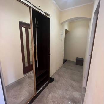 Продается 2-х комнатная квартира, 42 м²