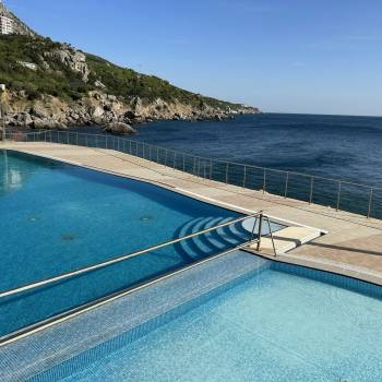 Продается 1-комнатная квартира, 40 м²