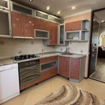 Сдается Многокомнатная квартира, 95 м²