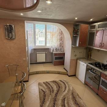 Сдается Многокомнатная квартира, 95 м²