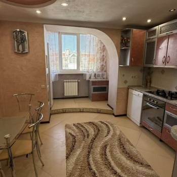 Сдается Многокомнатная квартира, 95 м²