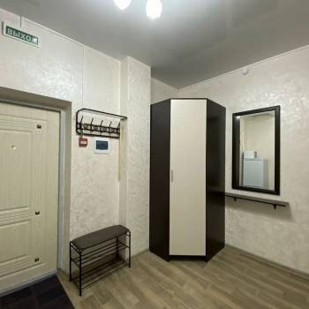 Продается 1-комнатная квартира, 38 м²
