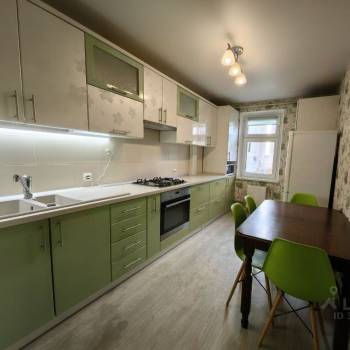 Сдается 2-х комнатная квартира, 64 м²