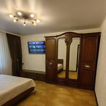 Сдается 2-х комнатная квартира, 64 м²