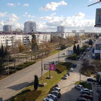 Сдается 2-х комнатная квартира, 75 м²