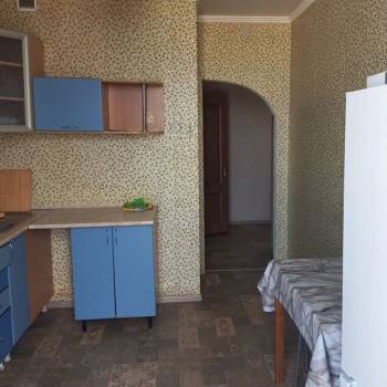 Сдается 1-комнатная квартира, 38 м²