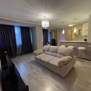 Сдается 1-комнатная квартира, 63,1 м²