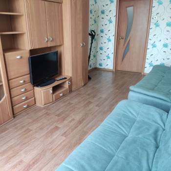 Сдается Многокомнатная квартира, 80 м²