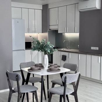 Сдается 1-комнатная квартира, 54 м²