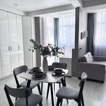 Сдается 1-комнатная квартира, 54 м²