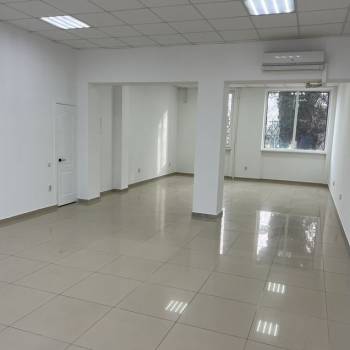 Сдается Нежилое помещение, 73,5 м²