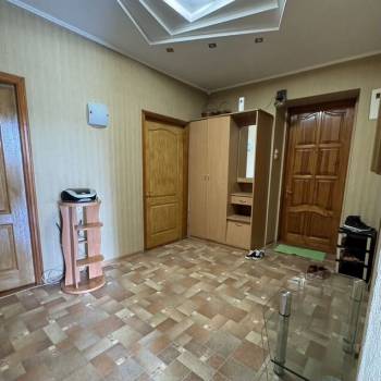 Сдается 2-х комнатная квартира, 65 м²