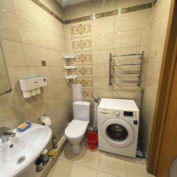Продается 1-комнатная квартира, 45 м²