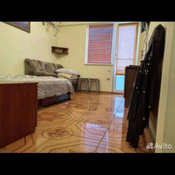 Продается 1-комнатная квартира, 18 м²