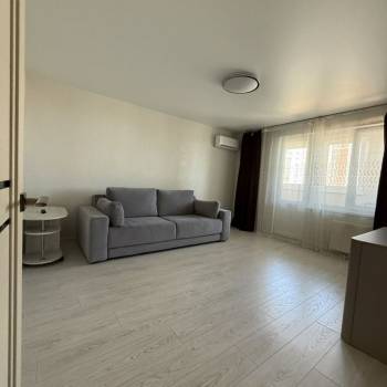 Продается 2-х комнатная квартира, 60,4 м²