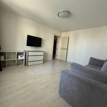 Продается 2-х комнатная квартира, 60,4 м²