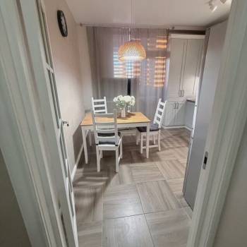 Продается 1-комнатная квартира, 42,5 м²
