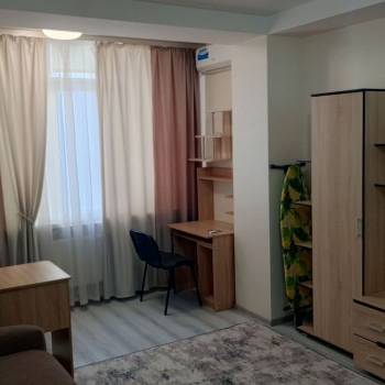 Сдается 1-комнатная квартира, 42 м²
