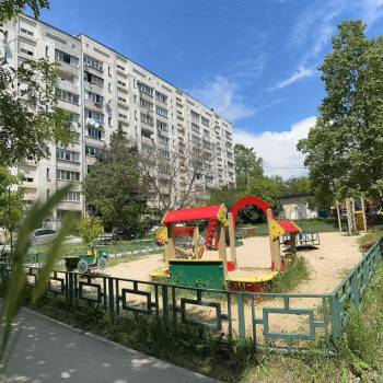 Продается Многокомнатная квартира, 82,2 м²