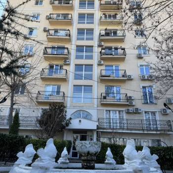 Сдается 1-комнатная квартира, 55 м²