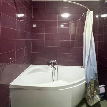 Сдается 1-комнатная квартира, 55 м²