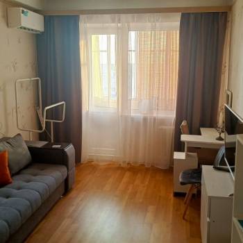 Продается 1-комнатная квартира, 33 м²