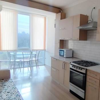 Сдается 1-комнатная квартира, 48 м²