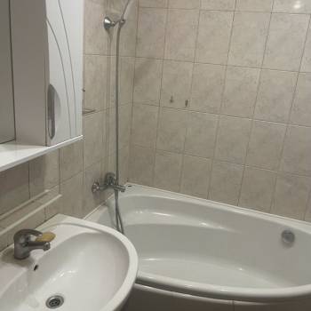 Сдается Многокомнатная квартира, 72 м²