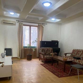 Сдается Многокомнатная квартира, 74,4 м²