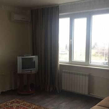 Сдается 1-комнатная квартира, 43 м²