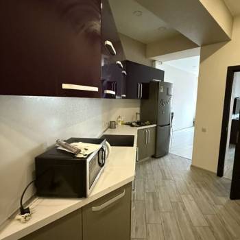 Сдается 1-комнатная квартира, 51 м²