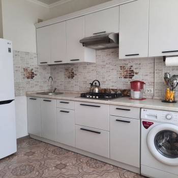 Сдается 1-комнатная квартира, 43 м²