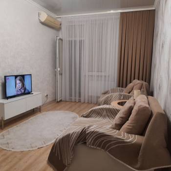 Сдается 1-комнатная квартира, 43 м²