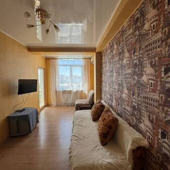 Сдается 1-комнатная квартира, 35 м²