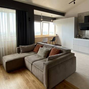 Продается 2-х комнатная квартира, 70 м²