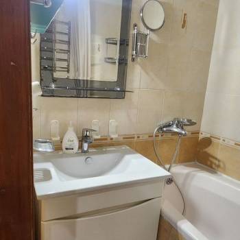 Сдается Многокомнатная квартира, 75 м²