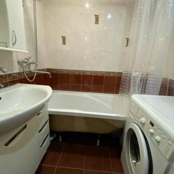 Сдается 2-х комнатная квартира, 55,6 м²