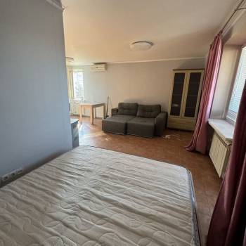 Сдается 1-комнатная квартира, 35 м²