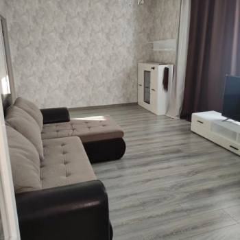 Сдается Многокомнатная квартира, 98 м²