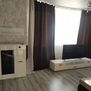 Сдается Многокомнатная квартира, 98 м²