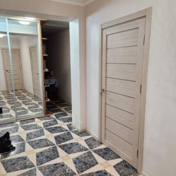 Продается 2-х комнатная квартира, 72,2 м²