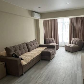 Сдается 1-комнатная квартира, 47,6 м²