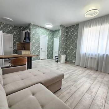 Продается 1-комнатная квартира, 38 м²