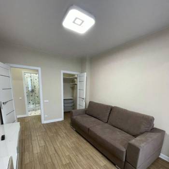 Сдается 1-комнатная квартира, 45 м²