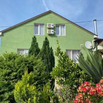 Продается Дом, 180 м²