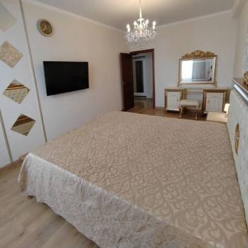 Сдается 1-комнатная квартира, 45 м²