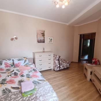 Сдается 1-комнатная квартира, 35 м²